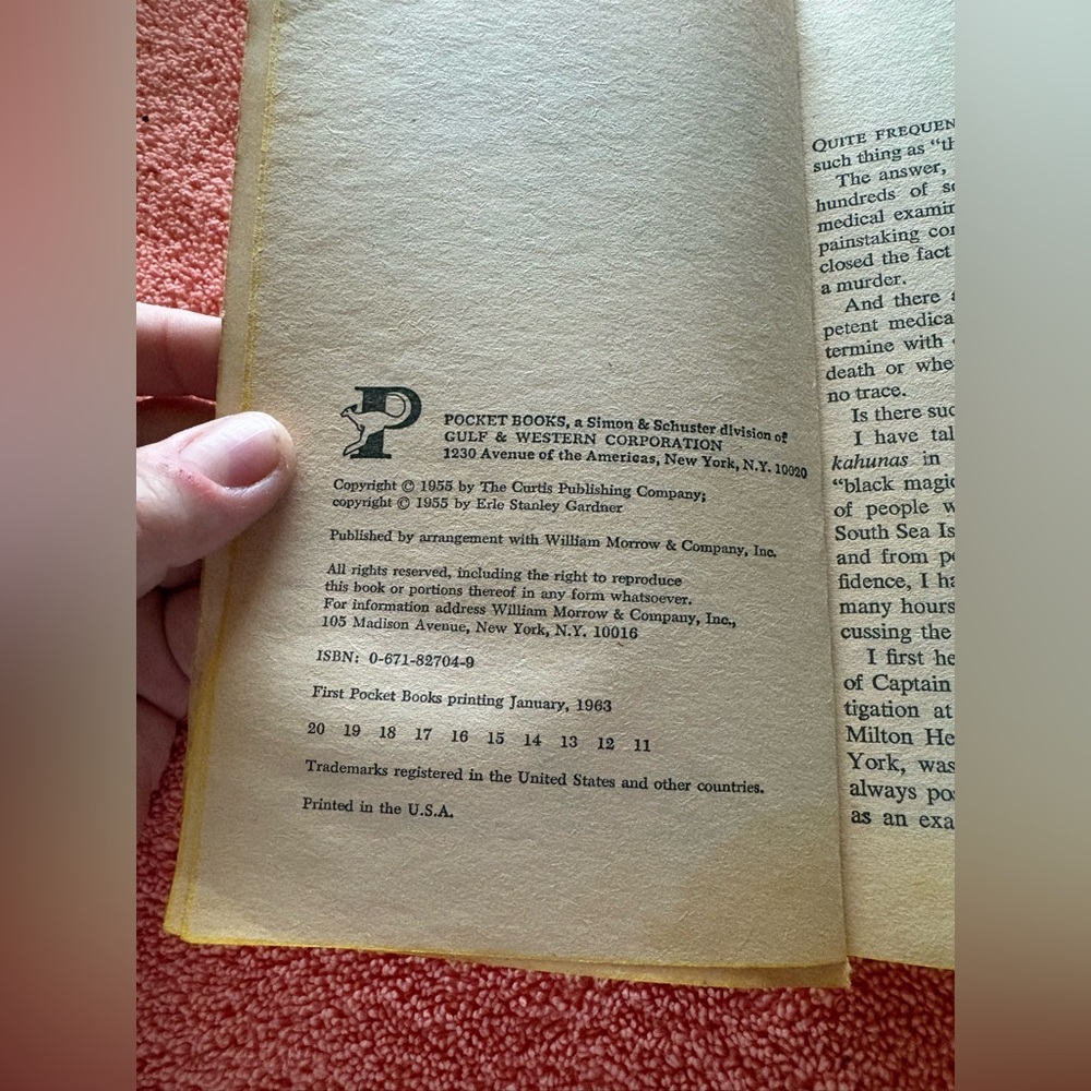 The Case of the Sunbather’s Diary Erle Stanley Gardner PB 1963 - Picture 6 of 7